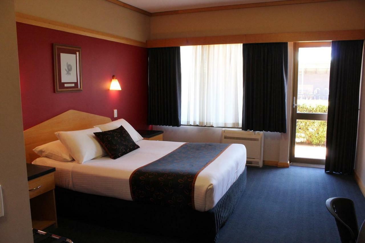 Banksia Motel Collie Exteriör bild